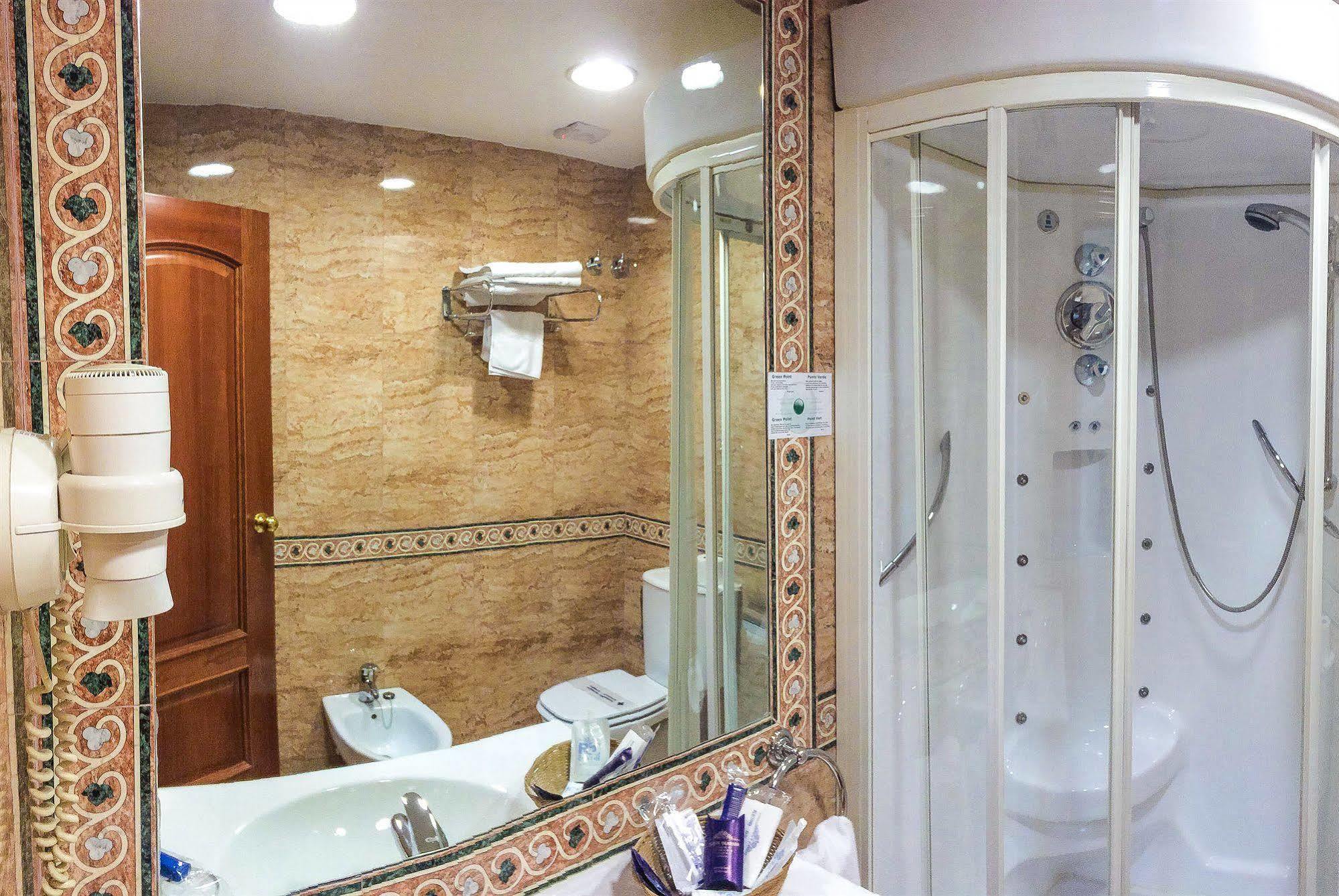 Reino De Hotel
